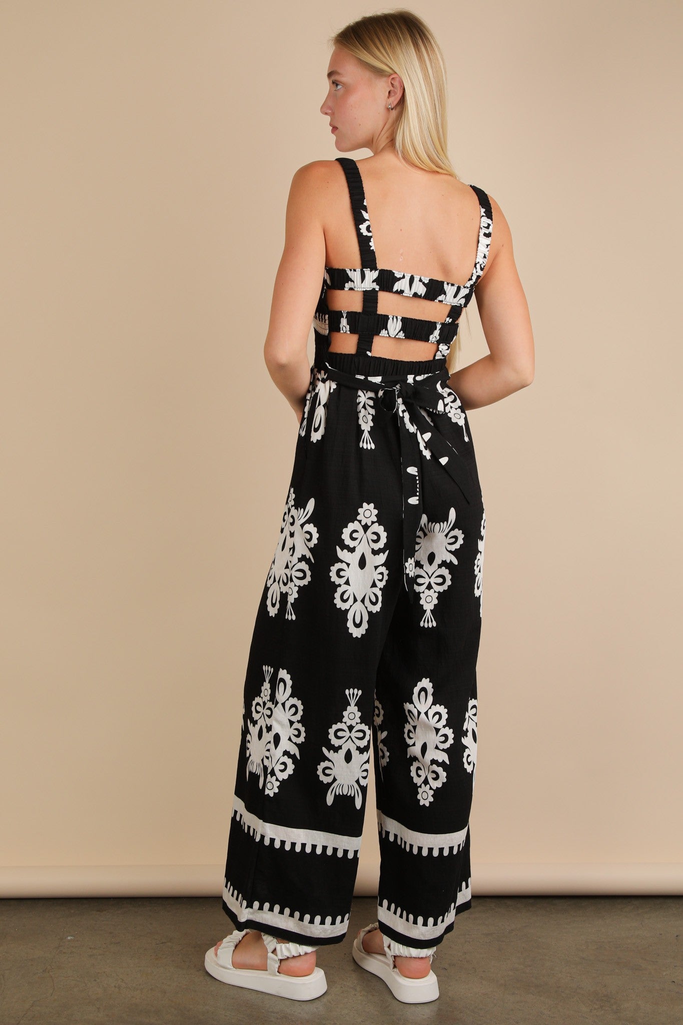 The Island Muse Jumpsuit - Vacay Ready 🌴☀️