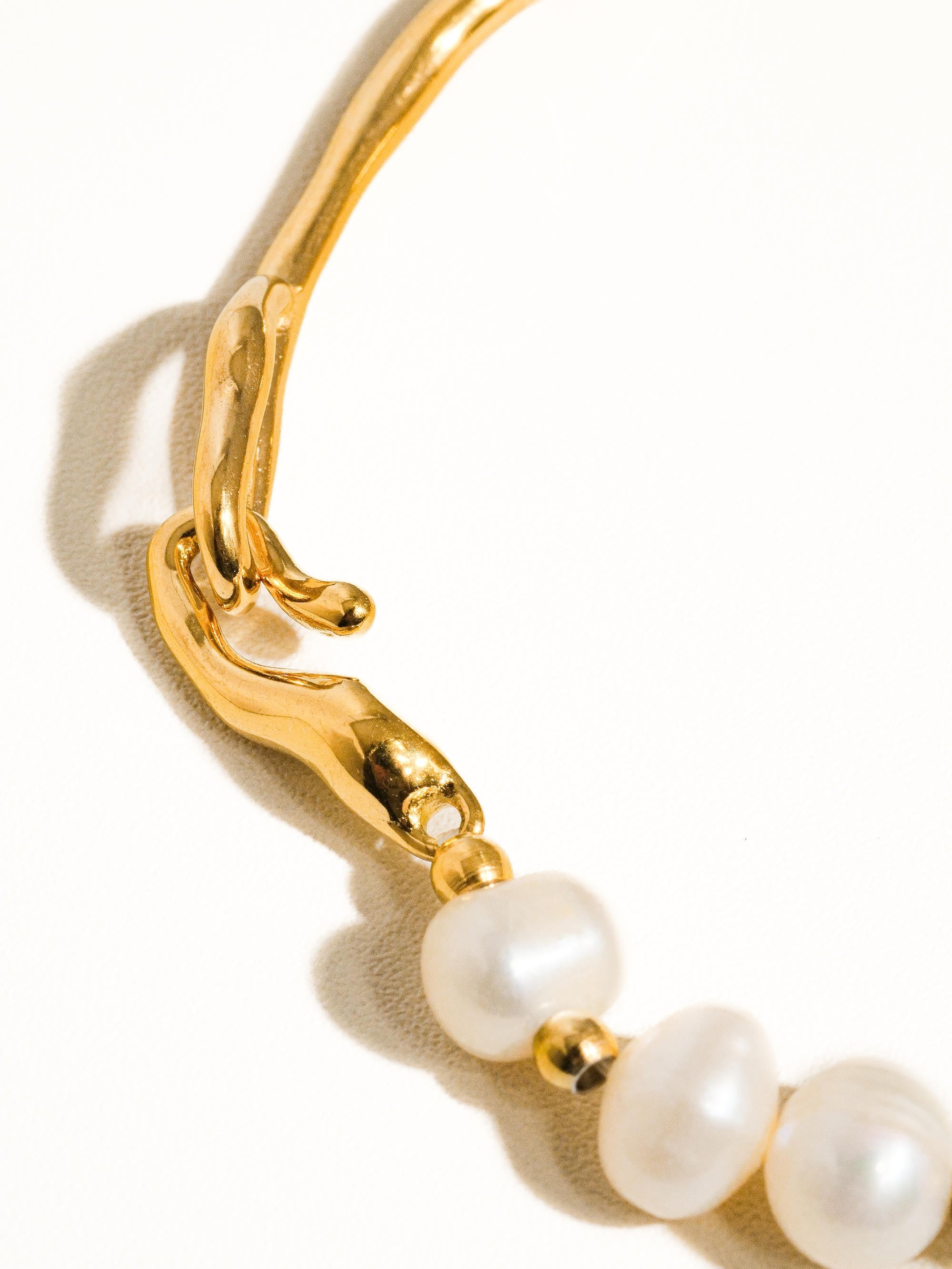 Non-Tarnish Natural Pearl Gold Bracelet