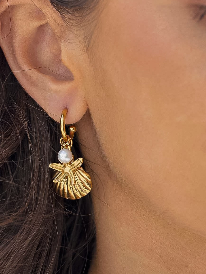18K Gold Non-Tarnish Sea Shell and Star Earring