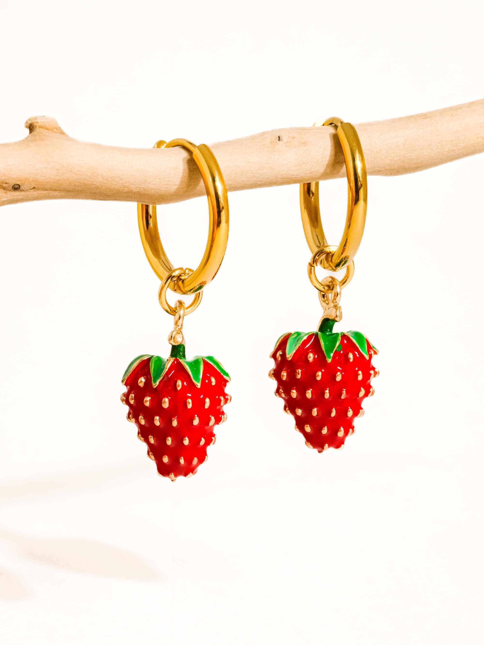 18k Gold Non-tarnish Strawberry Earring